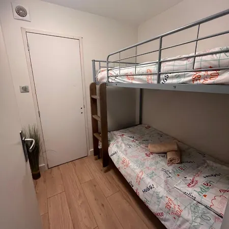 Piscine Privative, Clim, Wifi, Au Bout De La Rue, 5min A Pied, 6 Couchages, Bel Rdc * Le Barcarès